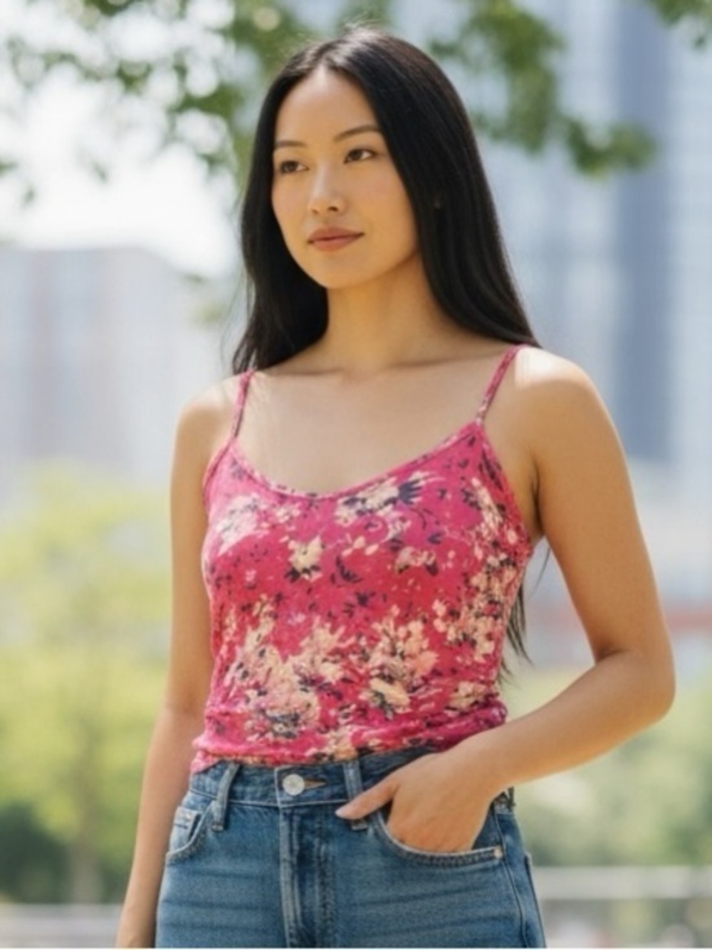 🫶🏻 Old Navy NWOT Spaghetti Strap Summer Top
